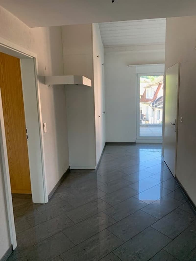 Wunderbare 3.5-Zimmer-Maisonettewohnung mit Galerie im Schachen (10)