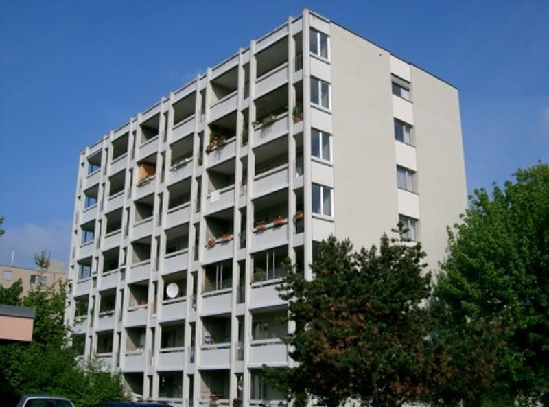 Garagenplatz Nähe Schule (1)