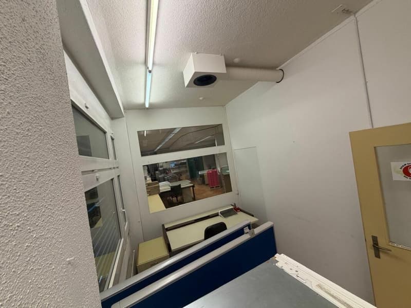 Gelegenheit: Wohn- und Gewerbeliegenschaft mit vielseitigem Nutzungspotenzial im Zentrum von Schöftland (30)