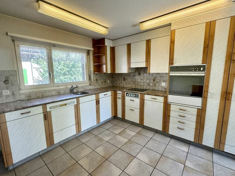 Einfamilienhaus mit Potential zu verkaufen (3)