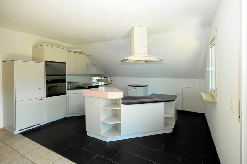 3.5 Zimmer Wohnung (108 m2) im 1. OG. zu vermieten Bättwil (5)