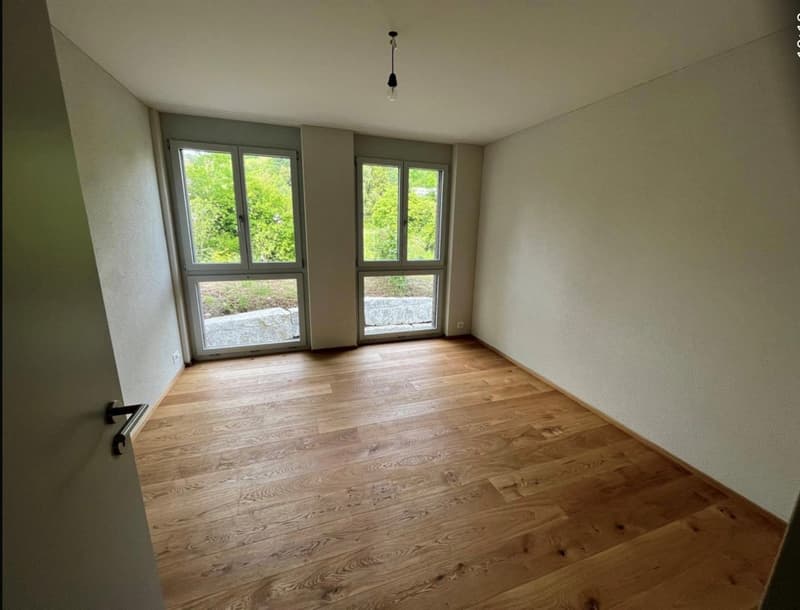 Modernes 7.5-Zimmer-Doppeleinfamilienhaus eingebettet ins Suterguet Gränichen (10)