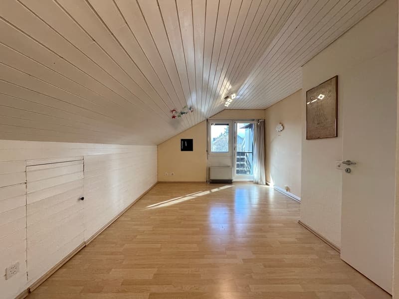 Exklusive Maisonette-Dachwohnung mit Weitsicht und Garagenbox (13)