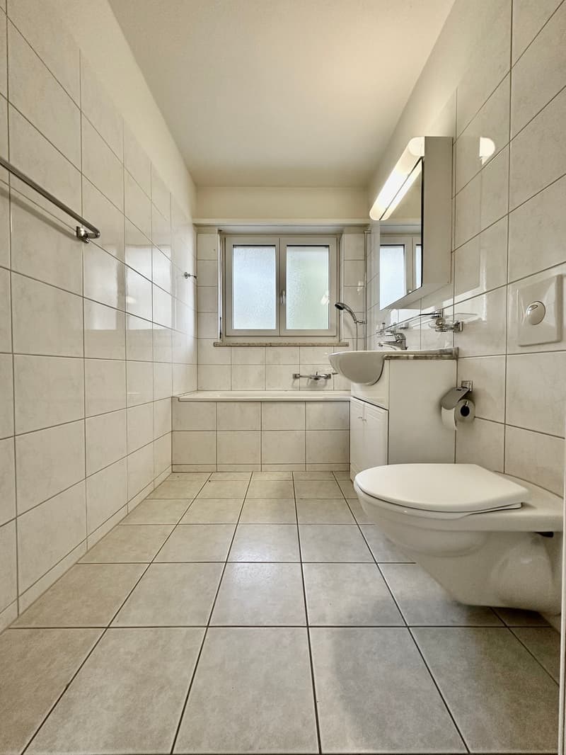 Günstige Wohnung mit Balkon und Garage (9)