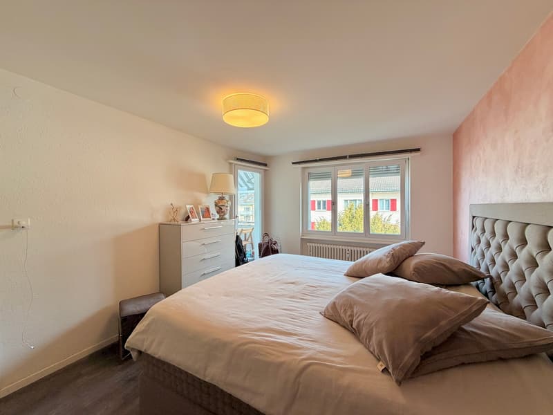Attraktive 4.5-Zi. Maisonette mit Balkon & Garagenbox (7)