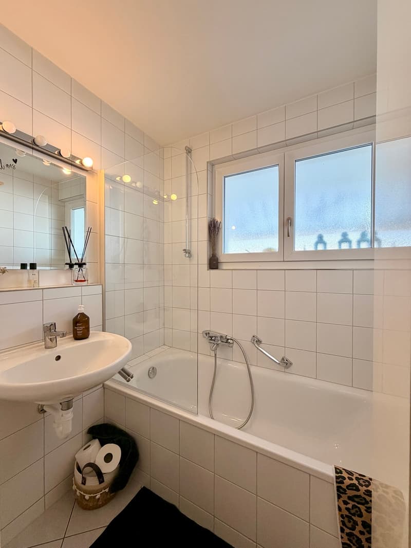 Attraktive 4.5-Zi. Maisonette mit Balkon & Garagenbox (8)