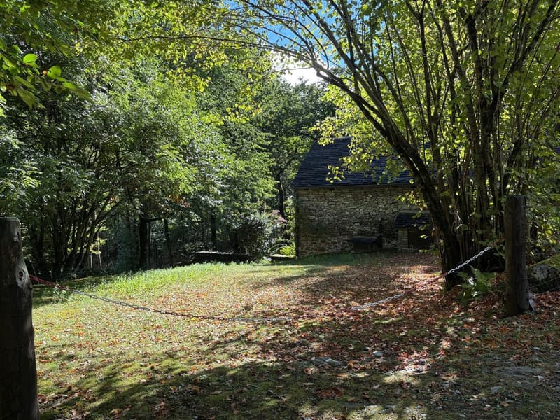 Casa Rustica di 3.5 Locali a Moghegno, Vallemaggia (9)