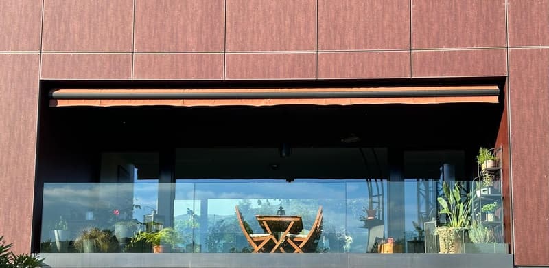 Elegante appartamento di 5 locali a Davesco-Soragno con grande giardino (12)