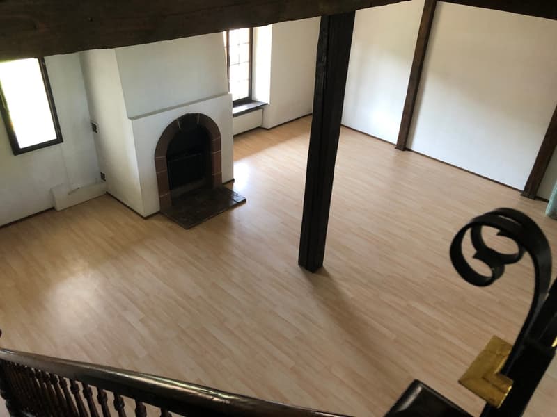 Charmante 4-Zimmer-Maisonette-Wohnung mit Kamin in Arisdorf (11)