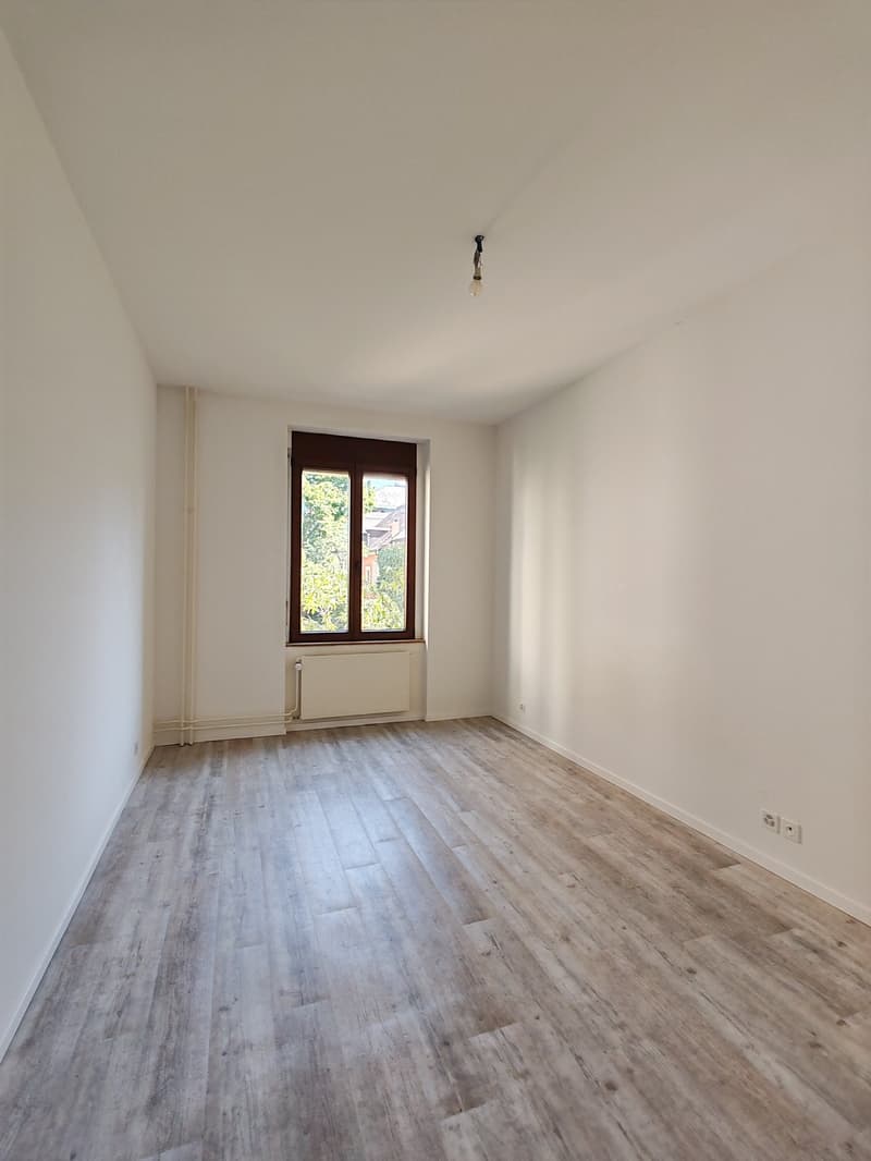 Zu vermieten 3-Zimmer-Wohnung in einem stilvollen Jugendstilhaus an der Dornacherstrasse 133 (3)
