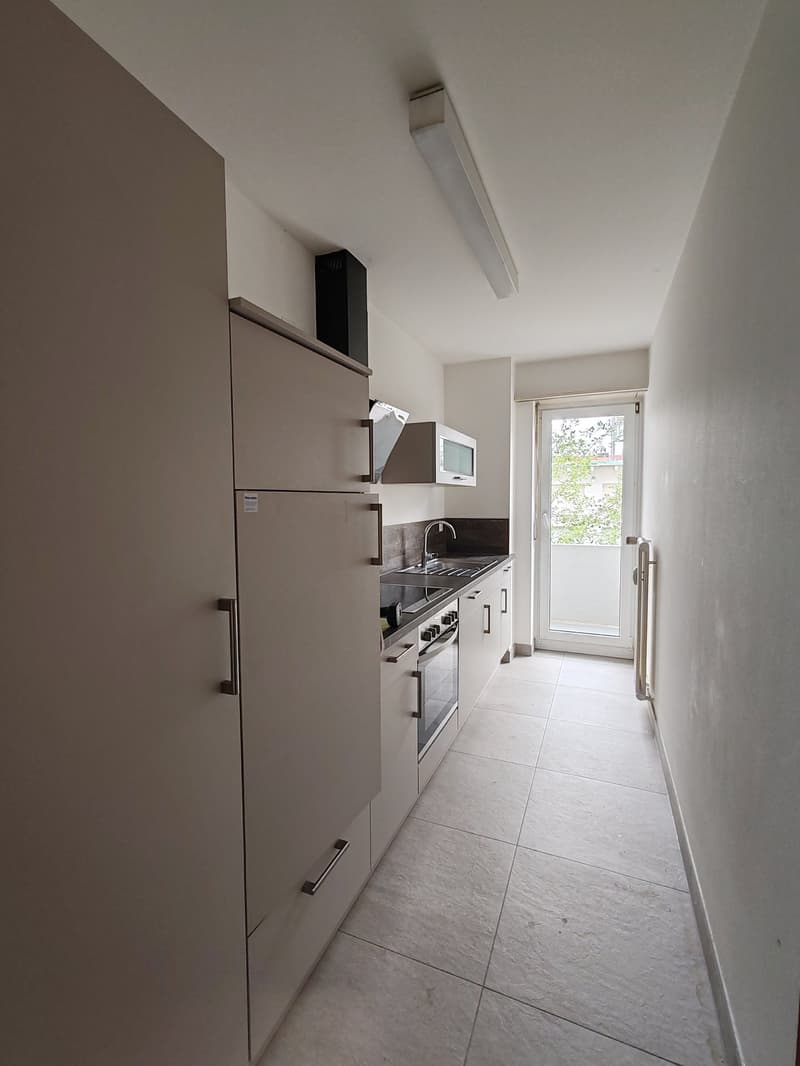 Helle 2-Zimmer-Wohnung mit Balkon an der Bäumlihofstrasse in Basel (5)