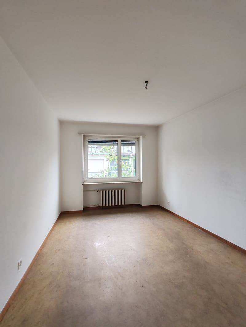 Helle 2-Zimmer-Wohnung mit Balkon an der Bäumlihofstrasse in Basel (4)