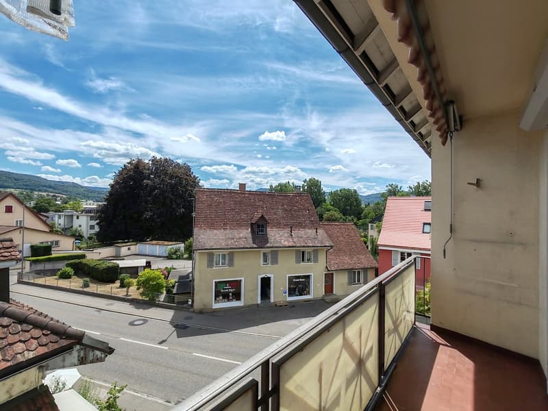 Helle 4-Zimmer-Wohnung mit Balkon in Dornach (16)