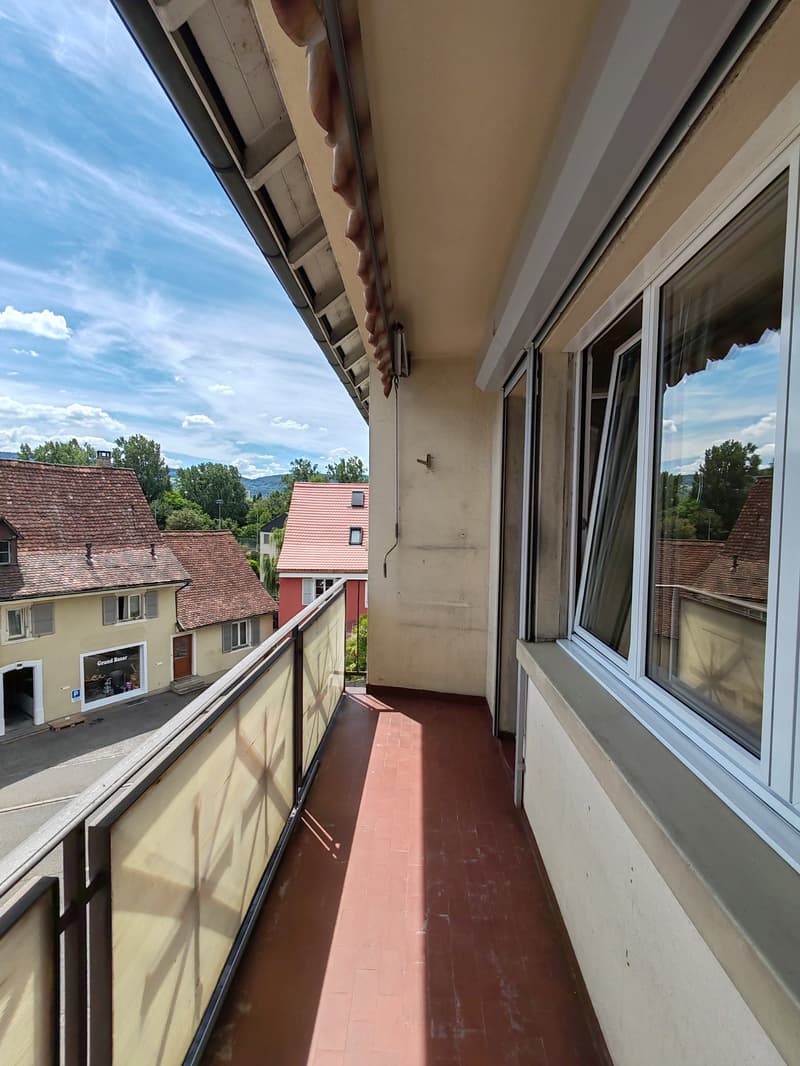 Helle 4-Zimmer-Wohnung mit Balkon in Dornach (15)