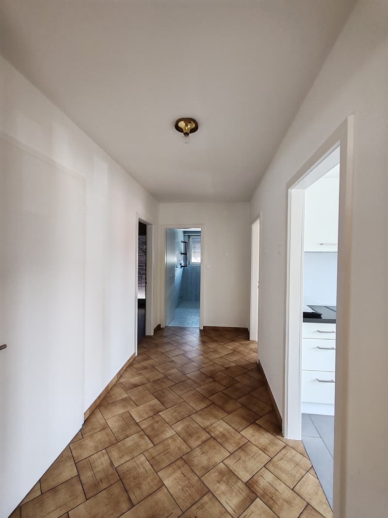 Helle 4-Zimmer-Wohnung mit Balkon in Dornach (19)