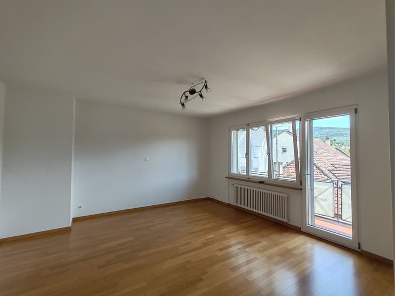 Helle 4-Zimmer-Wohnung mit Balkon in Dornach (13)