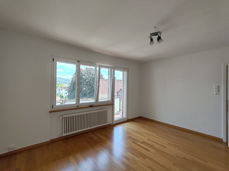 Helle 4-Zimmer-Wohnung mit Balkon in Dornach (14)