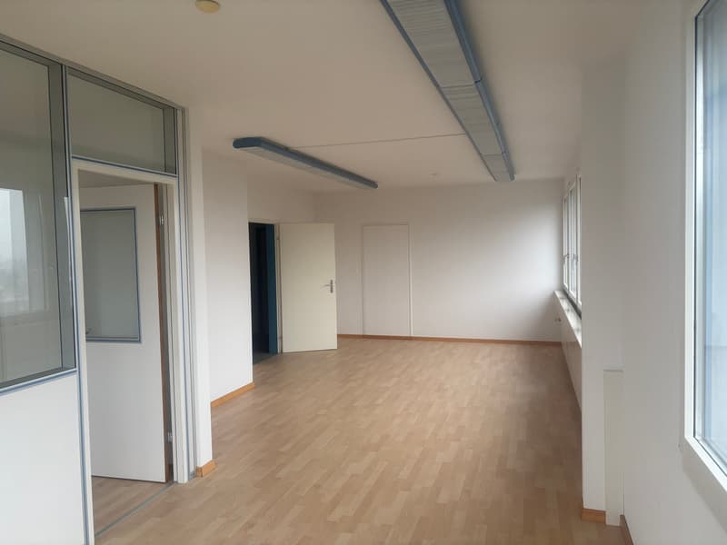 Büro mit einer Gesamtfläche von 45.76 m² (2)