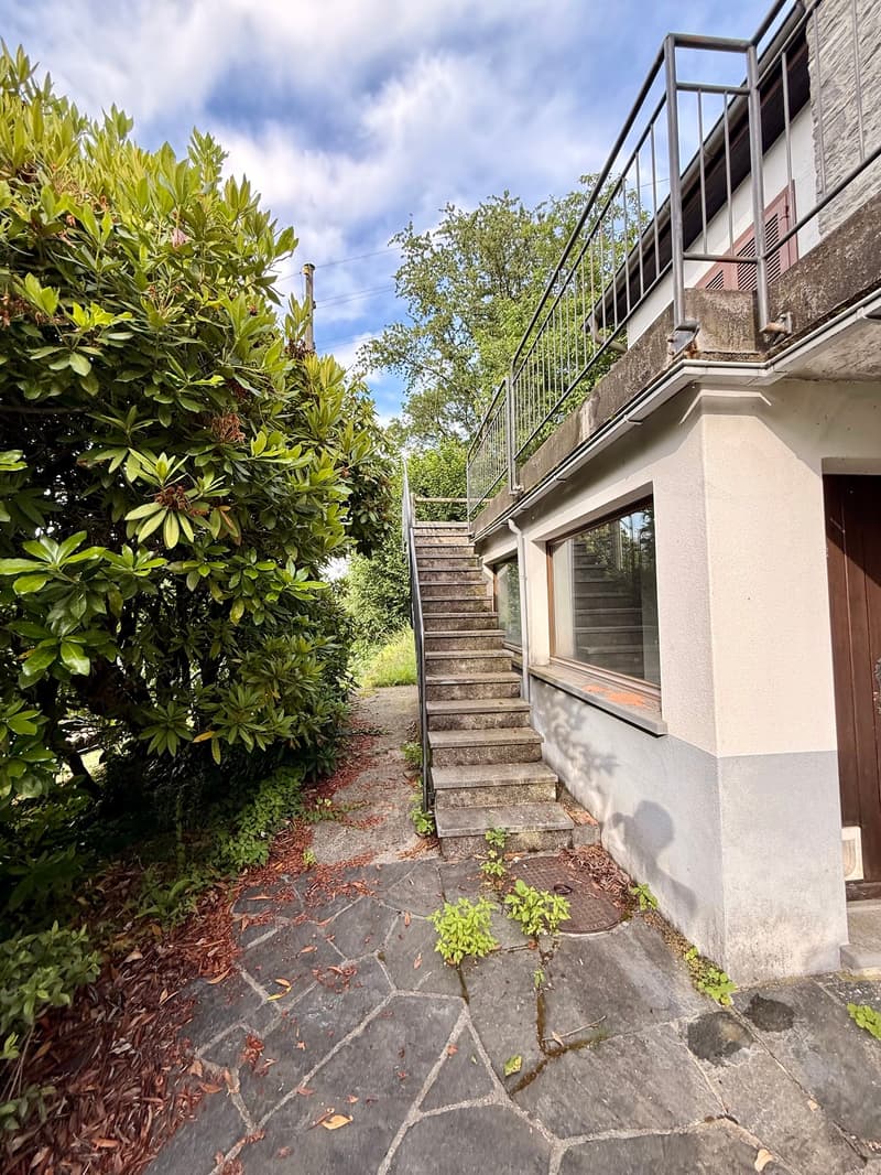 Rustikales Tessiner Haus mit Blick auf den Lago Maggiore in Gambarogno (7)
