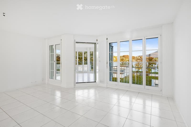 Helle 3.5-Zimmer-Wohnung mit Balkon direkt am Seeufer in Luzern (9)