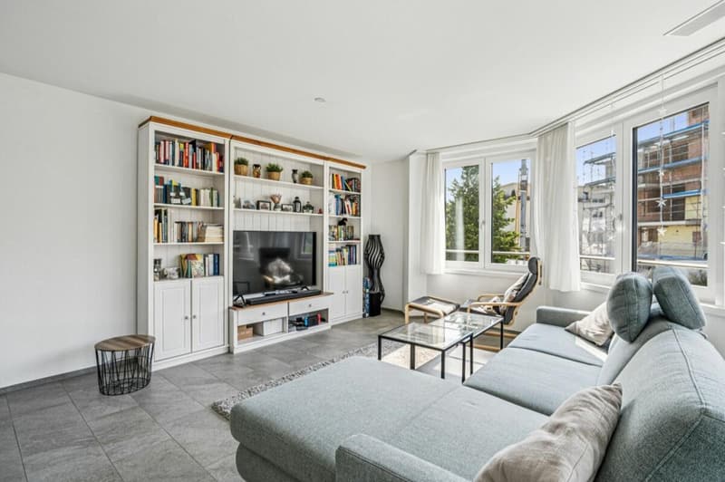 Helle 3.5-Zimmer-Wohnung mit Balkon in Bülach – sofort verfügbar (3)