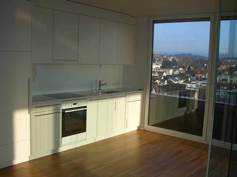 Helle 3.5-Zimmer-Wohnung an zentraler Lage in Uster (9)