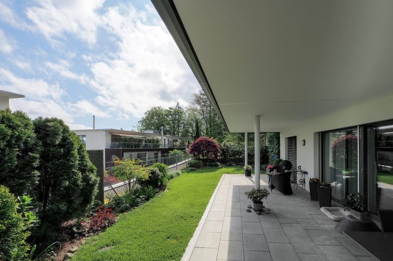 Charmante 2.5-Zimmer-Wohnung mit Balkon in Richterswil (7)