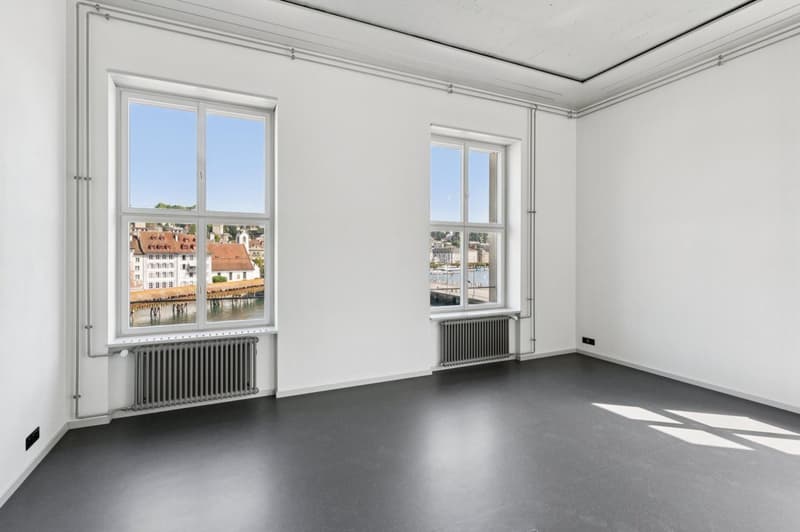Helle 1.5-Zimmer-Wohnung mit Balkon im Herzen von Luzern (9)