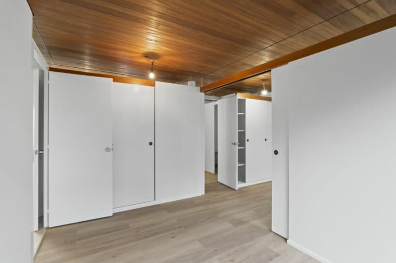 Helle 4.5-Zimmer-Wohnung mit Balkon und Garage in Zug (6)
