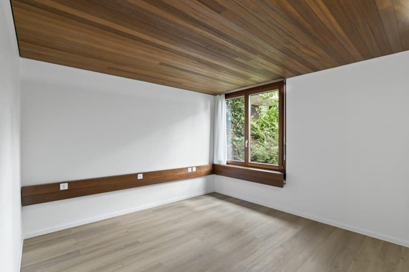 Helle 4.5-Zimmer-Wohnung mit Balkon und Garage in Zug (10)
