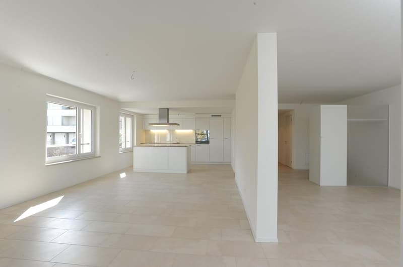 Helle 3.5-Zimmer-Wohnung mit Balkon und Seenähe in Thalwil (3)