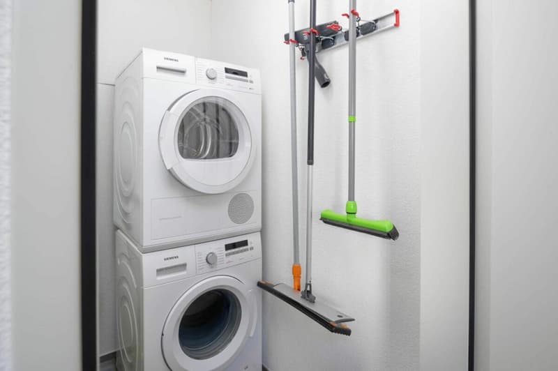 Helle 3.5-Zimmer-Wohnung mit Balkon in Hinwil – sofort verfügbar! (4)