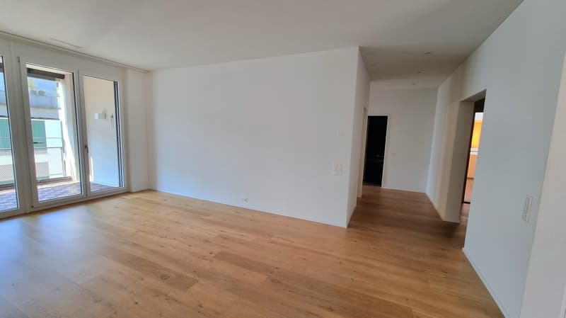 Helle 3.5-Zimmer-Wohnung mit Balkon und Garage in Wallisellen (11)