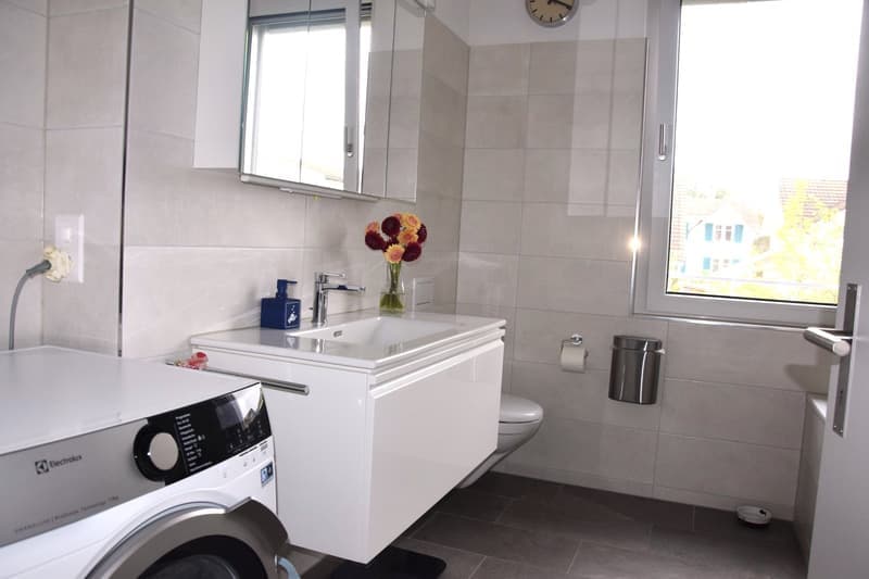 Helle 3.5-Zimmer-Wohnung mit Balkon und Garage in Frauenfeld (4)