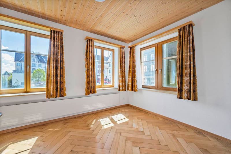 CASA PLURIFAMILIARE STORICA CON VISTA SUL LAGO DI COSTANZA (5)