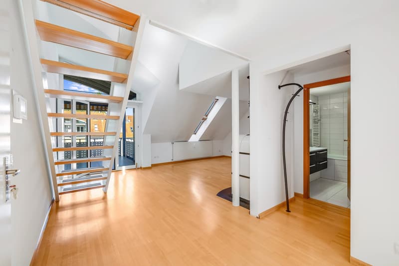 HELLE DACHMAISONETTE MIT VIEL PLATZ UND RUHE (5)