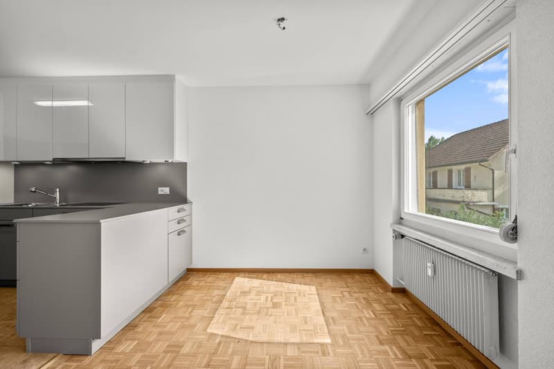 GROSSZÜGIGE WOHLFÜHL- WOHNUNG MIT CHEMINÉE IN LIESTAL (6)
