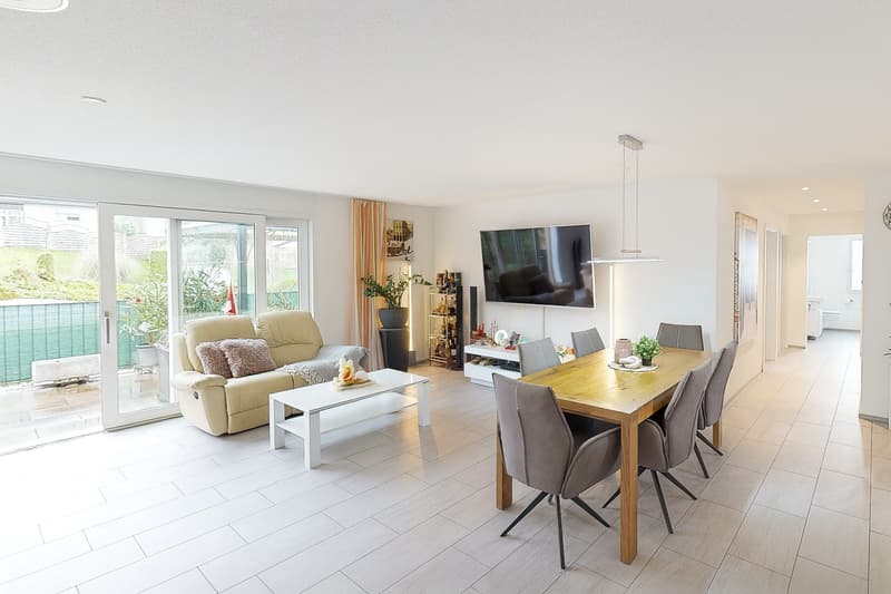FAMILY ROOMS - MODERN AND AFFORDABLE (1)
