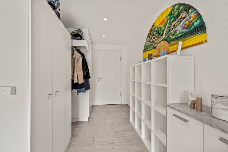 FAMILY ROOMS - MODERN AND AFFORDABLE (2)