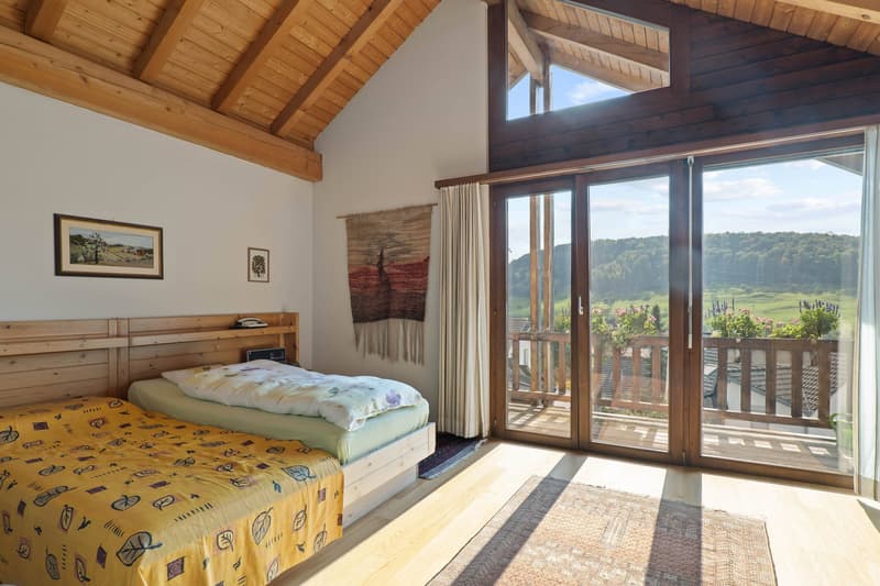 ECO-LIVING AVEC VUE : MAISON FAMILIALE AVEC INSTALLATION PHOTOVOLTAÏQUE ET VUE IMPRENABLE (5)