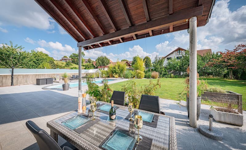 VILLA DE CAMPAGNE MODERNE AVEC PISCINE (7)