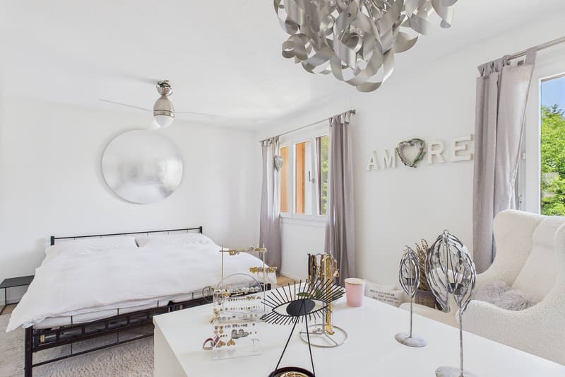 WOHNEN WIE IM HAUS: MAISONETTE MIT EIGENEM GARTEN (4)