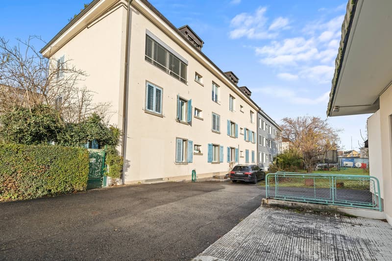 DURCHDACHTES RAUMKONZEPT IN ZÜRICH-WOLLISHOFEN (8)