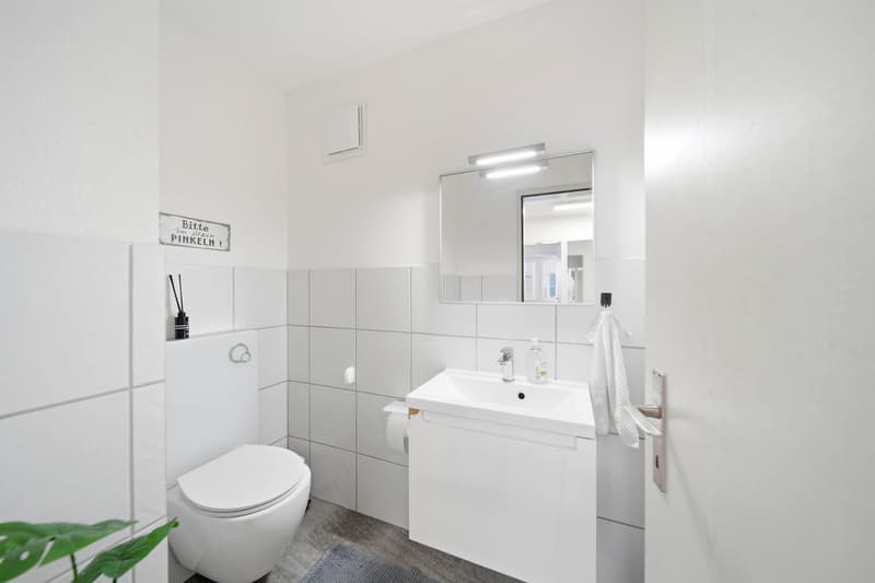 JOLI APPARTEMENT DE 4.5 PIÈCES AVEC JARDIN, CENTIMÈTRE CARRÉ (5)