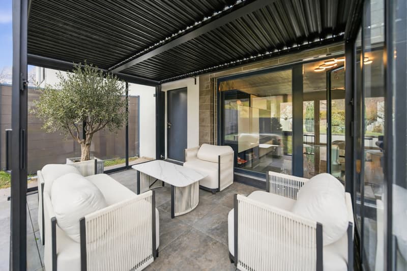 EXKLUSIVE VILLA MIT BERGPANORAMA, SAUNA UND WINTERGARTEN (6)