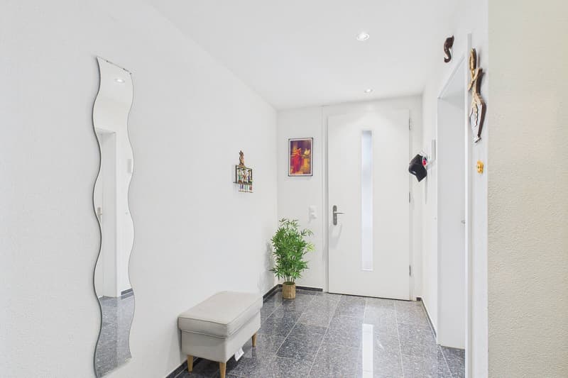 EINFAMILIENHAUS MIT SCHÖNER SEESICHT (5)