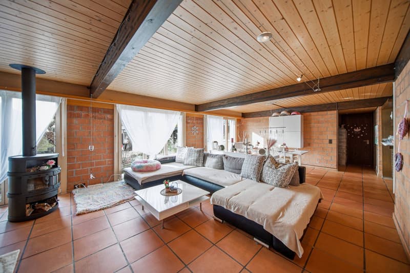 STRATEGIC PRIME LOCATION - BUNGALOW-LIKE HOUSE WITH 412 M² TOTAL FLOOR SPACE (2)