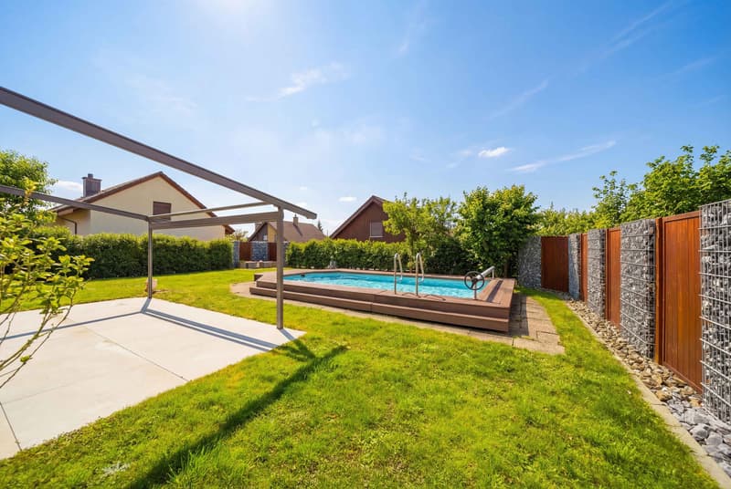 FREISTEHENDES 5.5 ZIMMER EINFAMILIENHAUS MIT POOL - WATT ELSE? (7)
