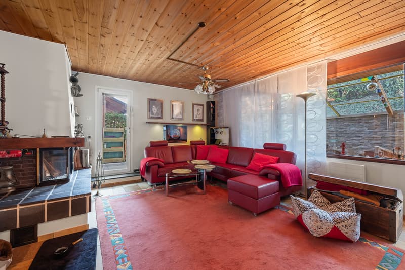 CHARMANTES 7.5 ZIMMER ECKEINFAMILIENHAUS MIT VIELSEITIG NUTZBAREM STUDIO (2)