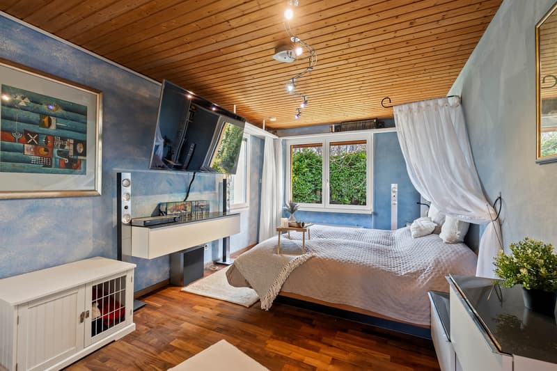 CHARMANTES 7.5 ZIMMER ECKEINFAMILIENHAUS MIT VIELSEITIG NUTZBAREM STUDIO (5)